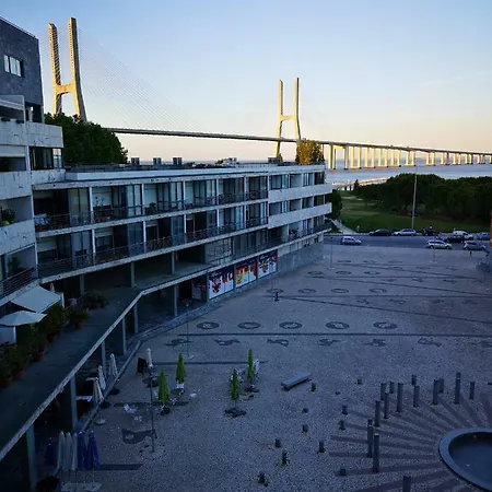 Jl * Lisbon